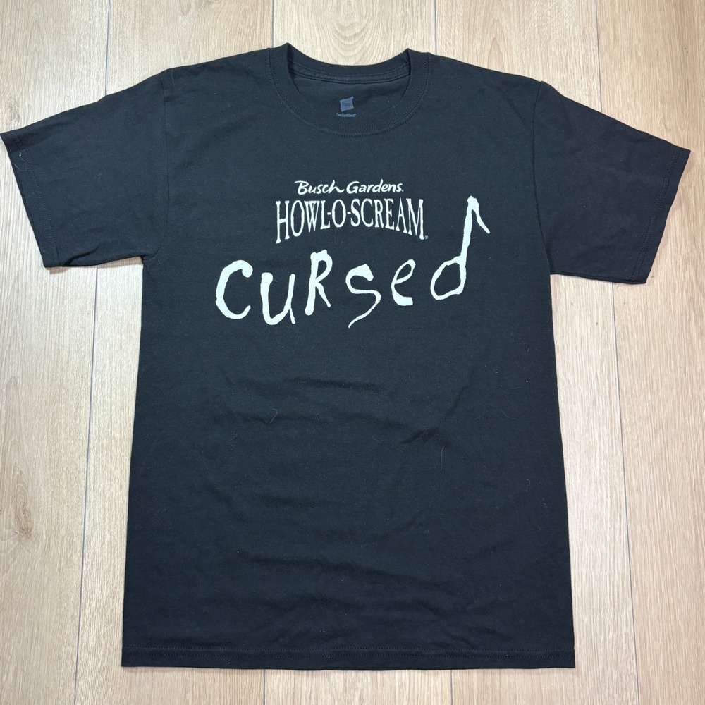 Busch Gardens Howl-O-Scream Cursed Staff T-Shirt Mens Small Black Hanes T-Shirt